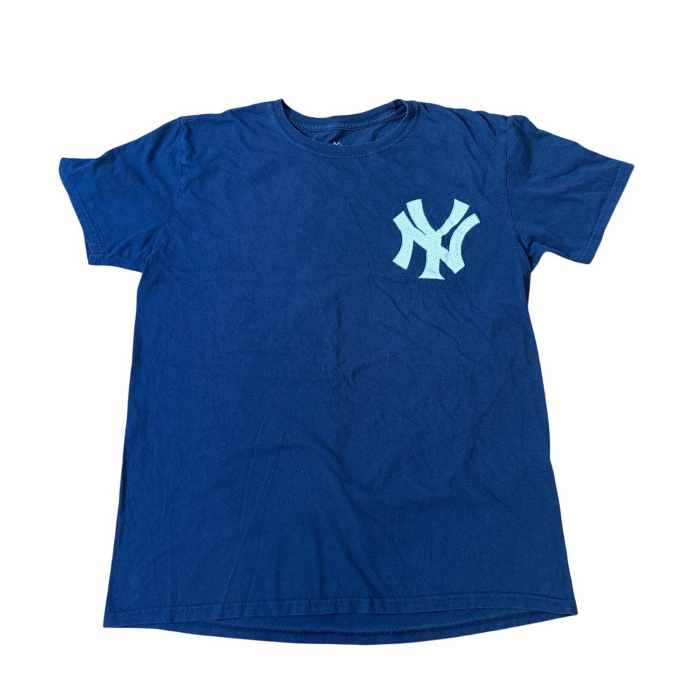 Majestic New York Yankees T-Shirt Mens Navy Blue Encarnacion 30 Graphic SIZE L